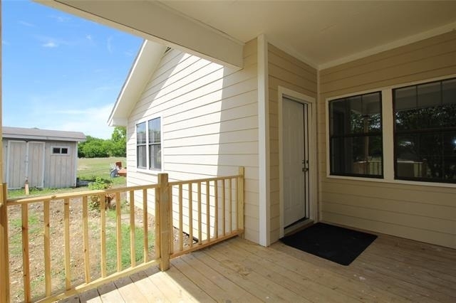 106 Austin Street - Photo 1