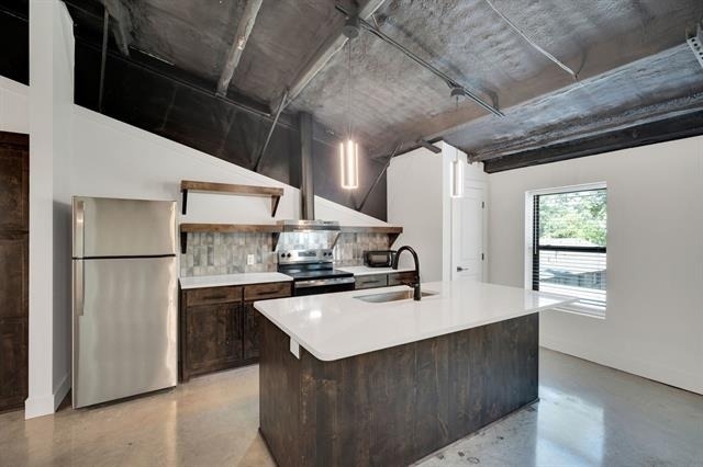 301 W Main Street - Photo 1