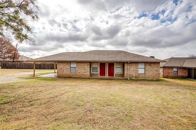 1009 W 4th Street - Photo 1