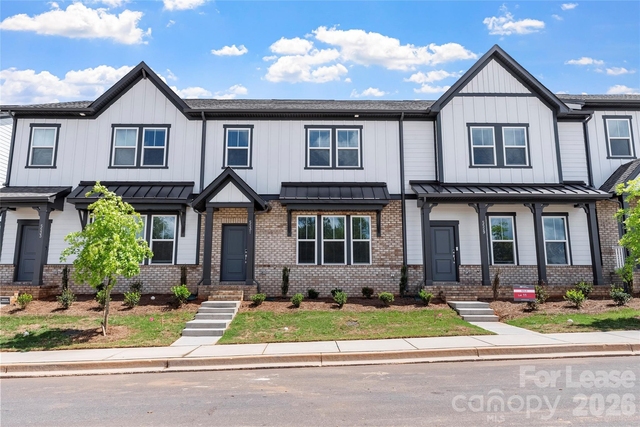5531 Wolfpack Alley - Photo 1