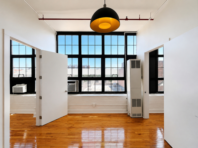 248 McKibbin Street - Photo 1