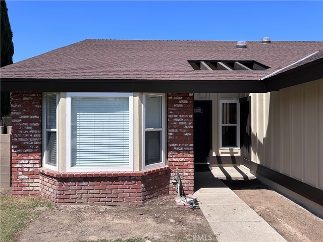 1271 N Emogene Street - Photo 1