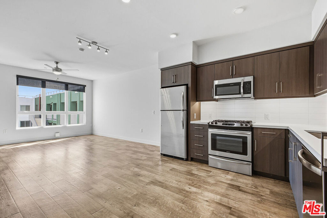 10601 Washington Boulevard - Photo 1
