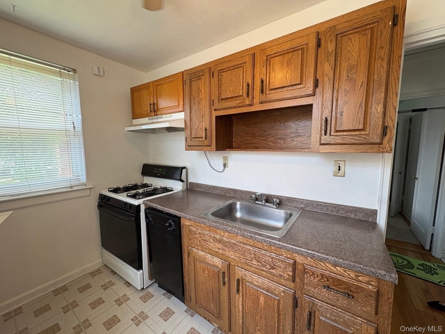 263-45 73rd Avenue - Photo 1