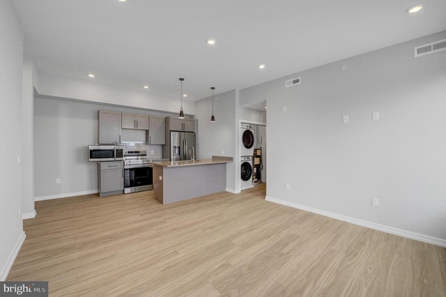 1205 S 15th Street - Photo 1