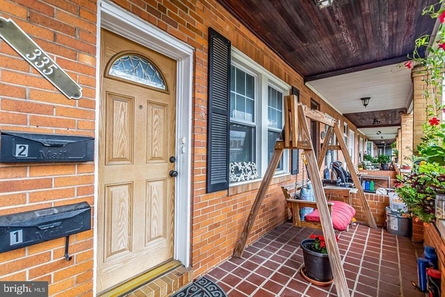 335 Drew Street - Photo 1