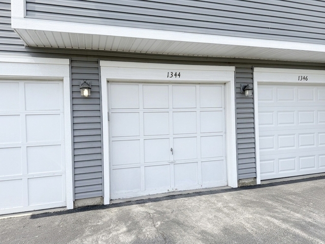1344 Barclay Lane - Photo 1