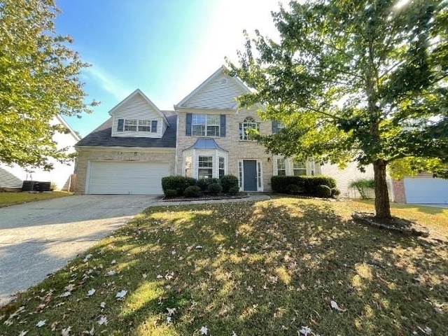 2054 Pierce Way - Photo 1