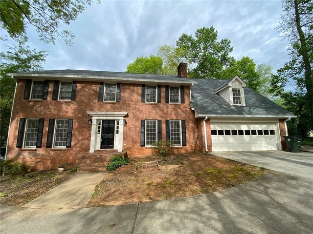 4193 N Shallowford Road - Photo 1