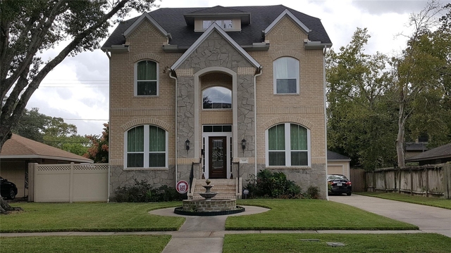 5105 Maple Street - Photo 1
