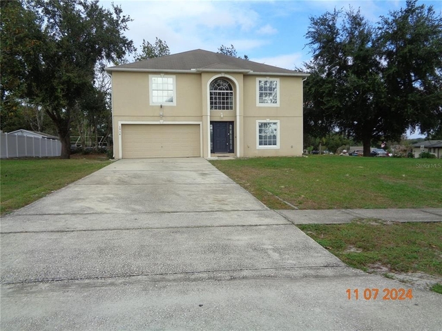 1914 Lynn River Drive - Photo 1