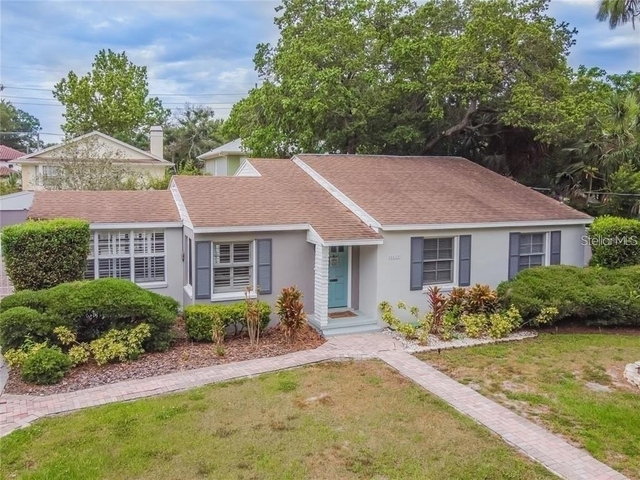 4014 W Palmira Avenue - Photo 1