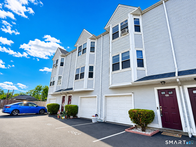 383 Lombard Street - Photo 1