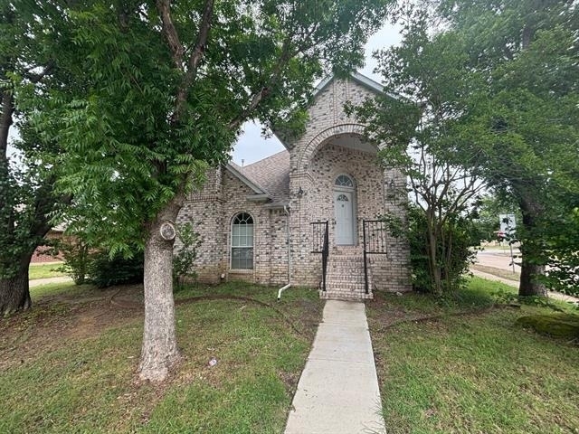 2100 Larkspur Street - Photo 1