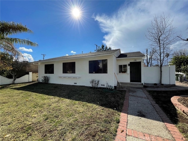 7359 Amestoy - Photo 1