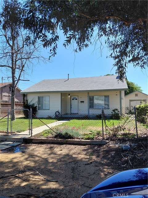 974 Edgar - Photo 1