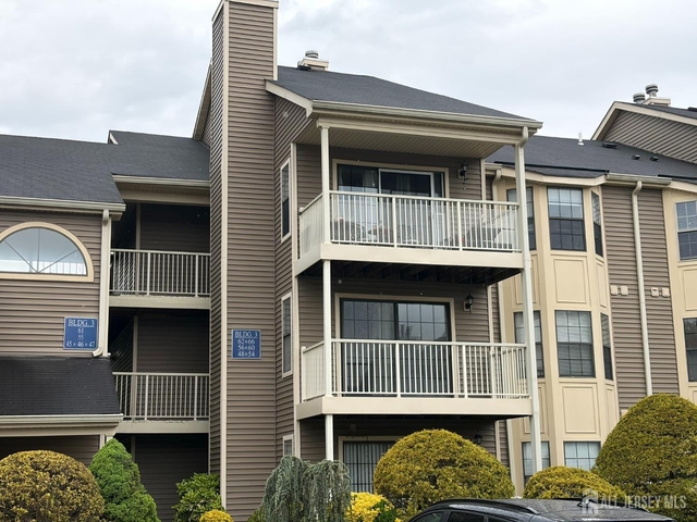 60 Lear Court - Photo 1