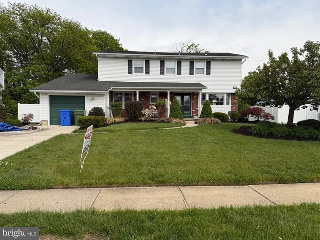 321 Surrey Road - Photo 1