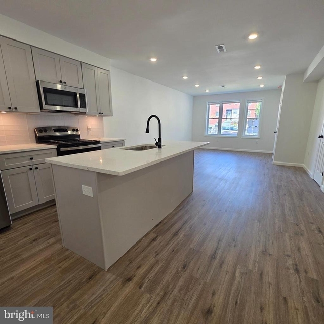 3968 Martin Luther King Jr Ave - Photo 1