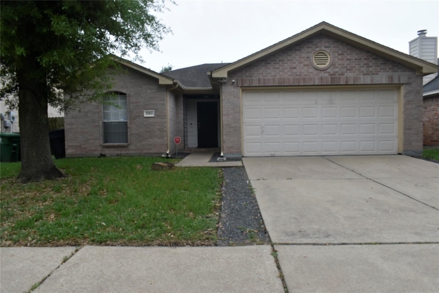 10519 N Newpark Drive - Photo 1