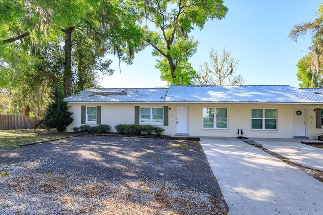 300 Ballard Avenue - Photo 1