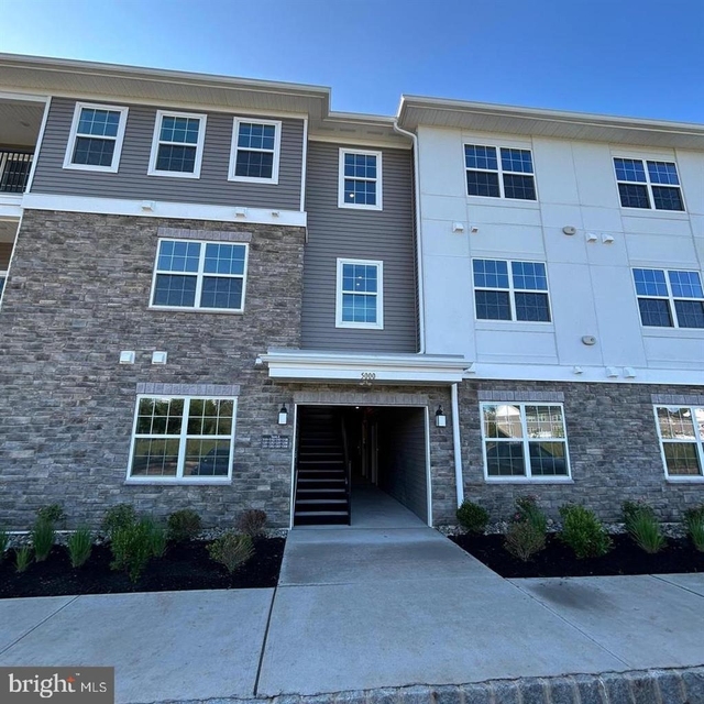 5202 Mary Ashby Way - Photo 1