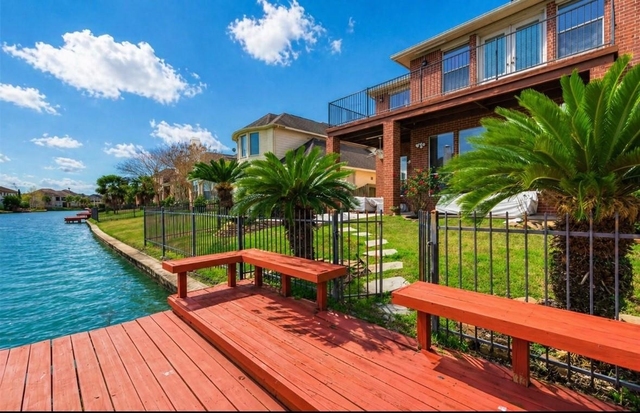 14215 Jaubert Court - Photo 1