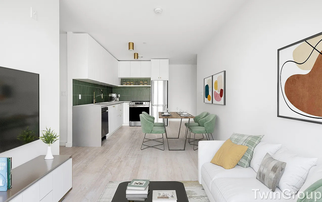 527 Grand - Photo 1
