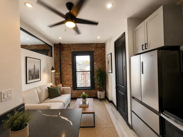2100 2nd Avenue  - Photo 1