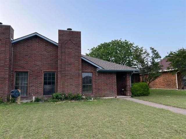511 Amber Lane - Photo 1