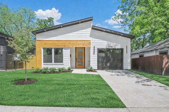 2714 Hector Street - Photo 1