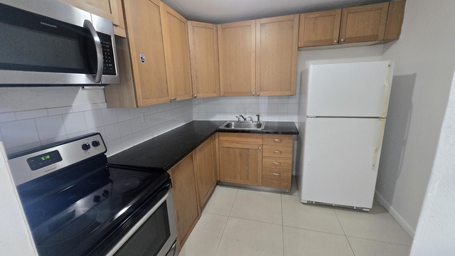 15221 Ne 6th Avenue - Photo 1