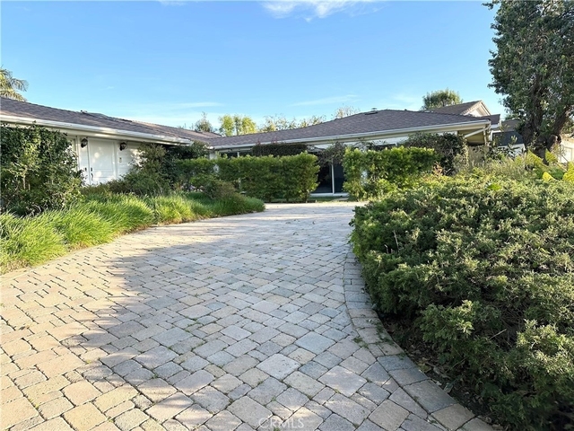 27424 Rainbow Ridge - Photo 1