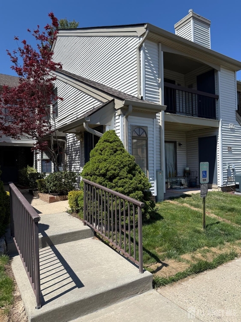 1511 Pebble Place - Photo 1