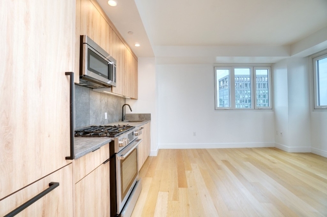 24-16 Queens Plaza S - Photo 1