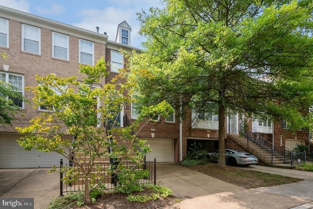 12876 Fair Valley Court - Photo 1