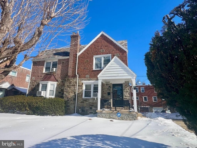 317 Barker Avenue - Photo 1