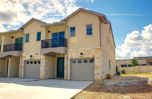 300 Tesla Circle Cir - Photo 1