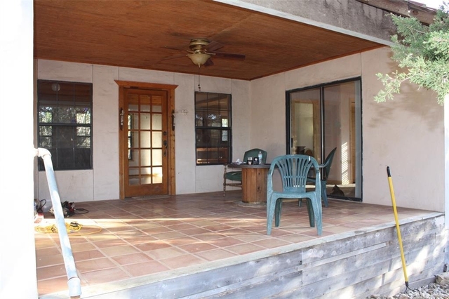100 Valley Verde Ct - Photo 1