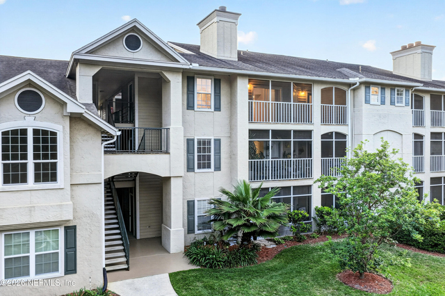 100 Ironwood Drive - Photo 1