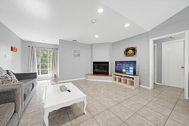 222 Wickhamford Way - Photo 1