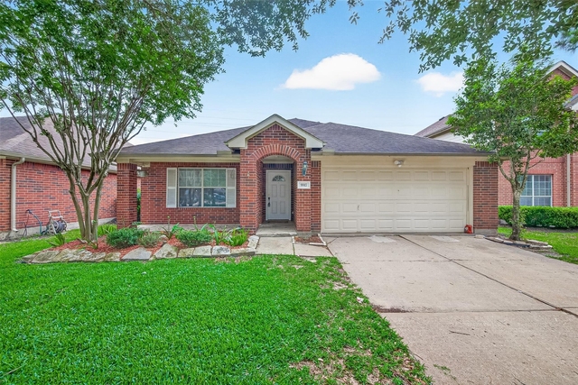 5517 Autumn Ash Lane - Photo 1