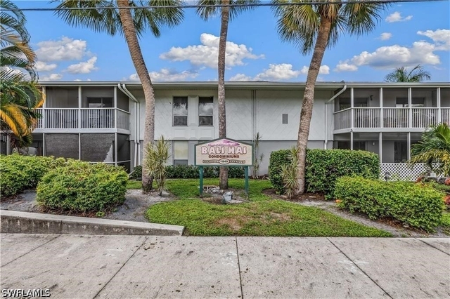 1849 Maravilla Avenue - Photo 1