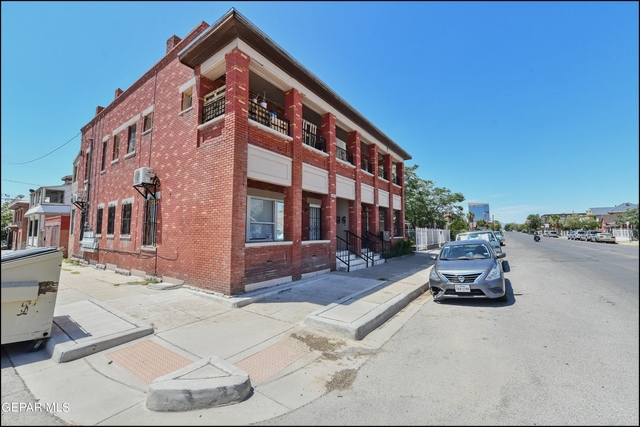 1030 Wyoming Avenue - Photo 1