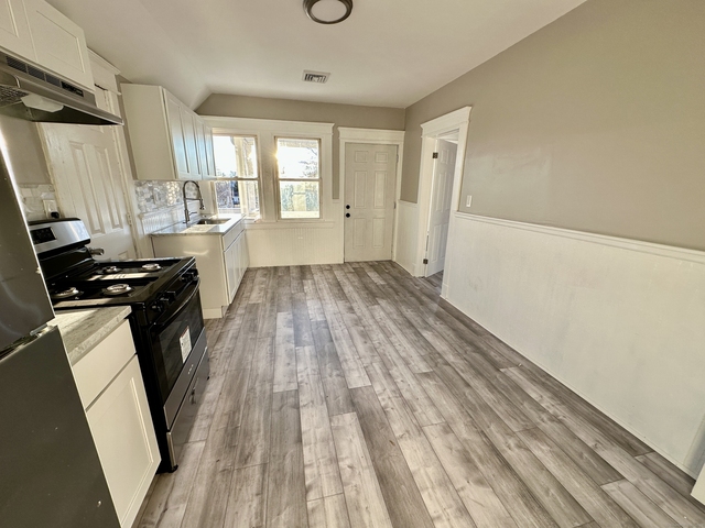 233 Cooke Street - Photo 1