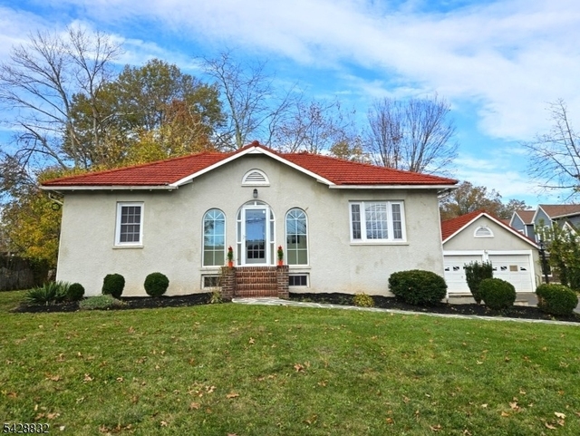 48 Bay St - Photo 1