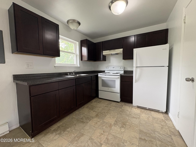 28 Spring Terrace - Photo 1