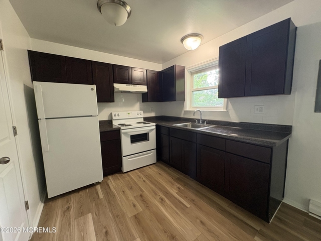 14 Spring Terrace - Photo 1
