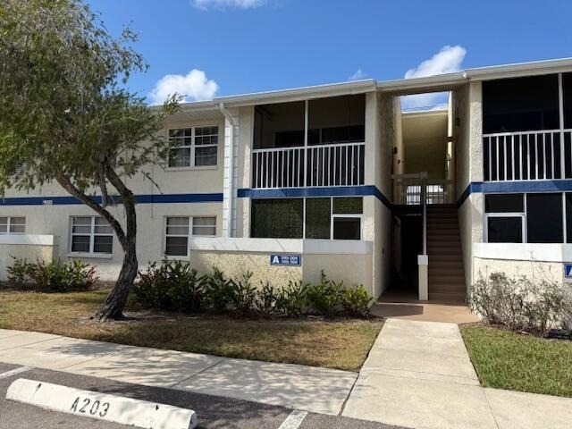 1500 Se Royal Green Circle - Photo 1