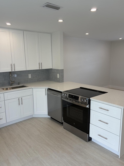 2812 Duke Lane - Photo 1